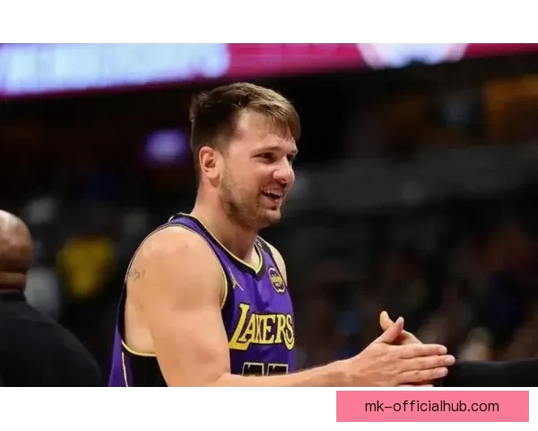 湖人遭重创东契奇或缺席前两轮季后赛复出存疑